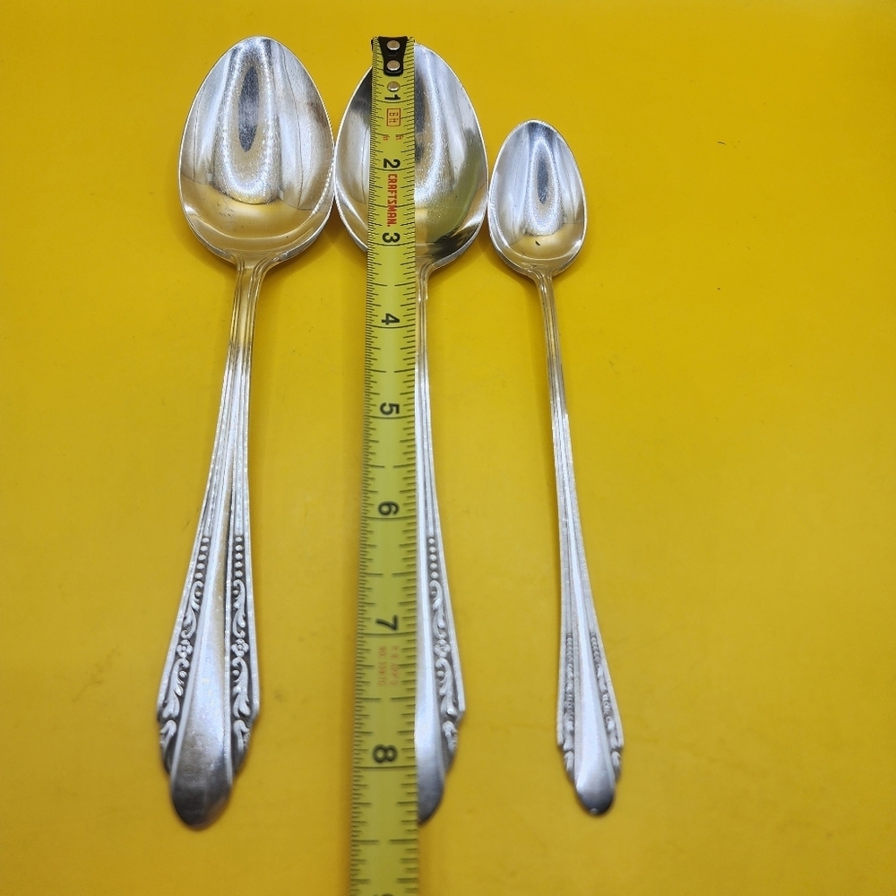 3 Rogers International Roberta Spoons Silverplate Vintage - Picture 4 of 6